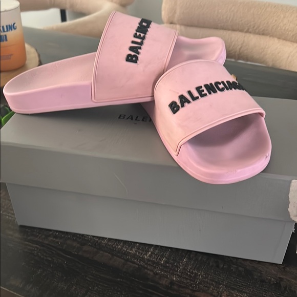 Balenciaga Light Pink Logo Slides - Picture 1 of 4
